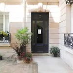 Coquettish Apartment In Passy Near Eiffel Tower